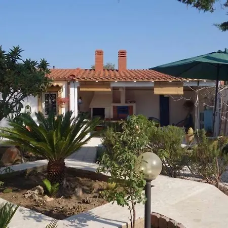 Donnafranca Villaggio Mosè